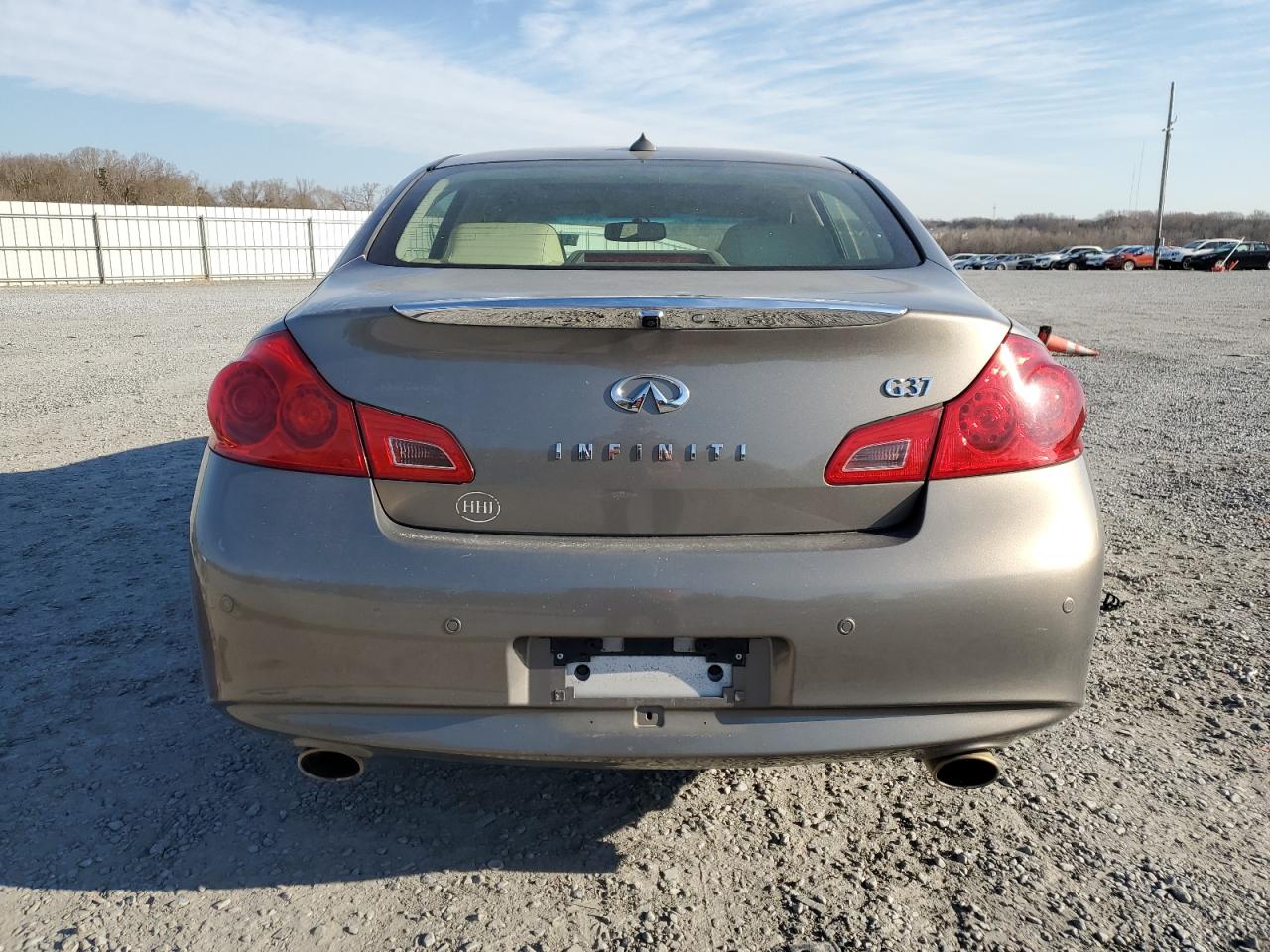 2013 Infiniti G - Image 6