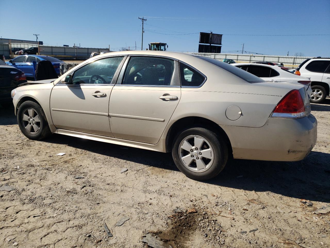 2011 Chevrolet Impala - Image 2