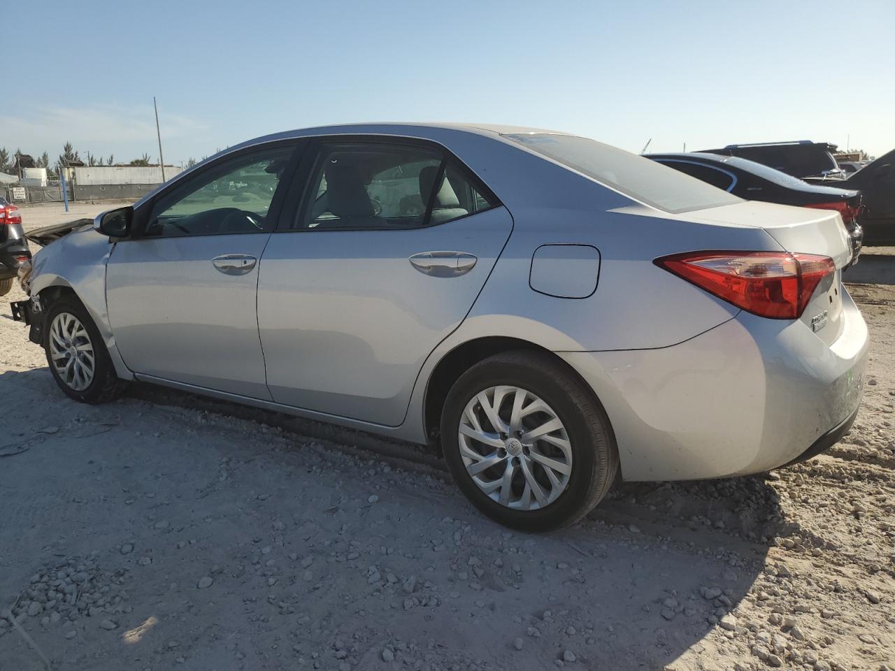 2019 Toyota Corolla - Image 2