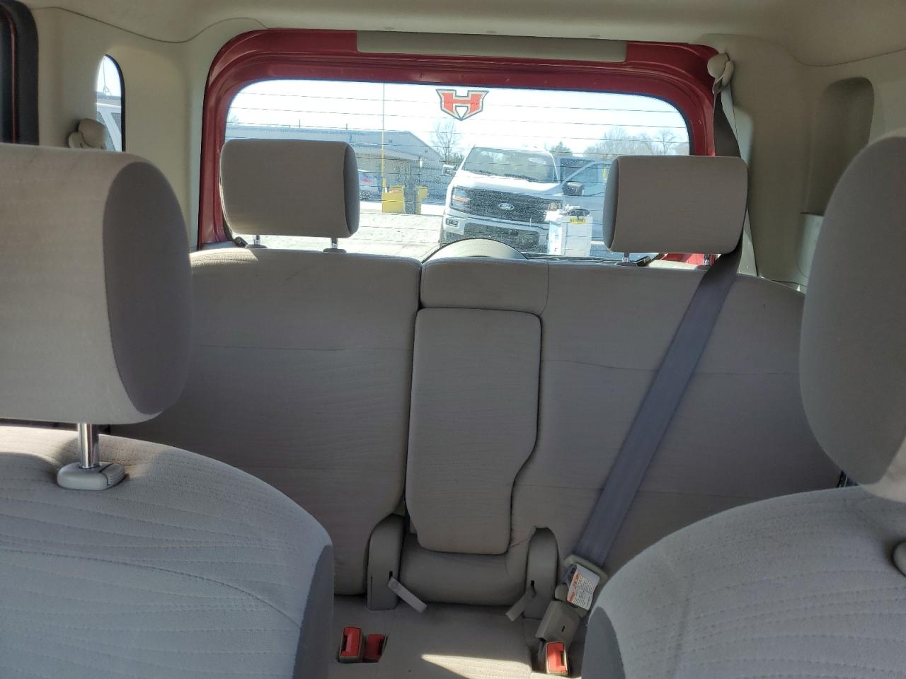 2011 Nissan Cube - Image 10