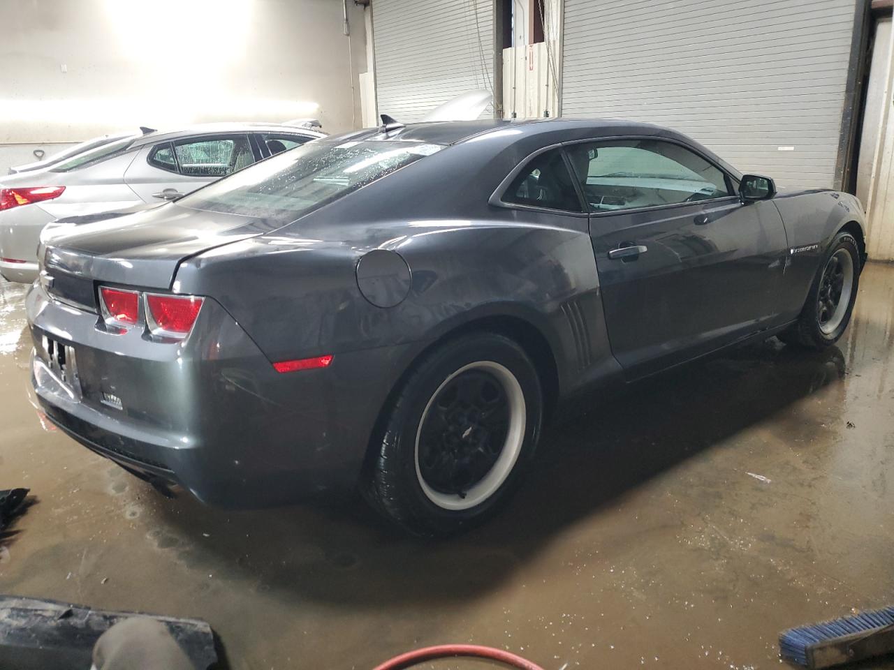 2011 Chevrolet Camaro - Image 3