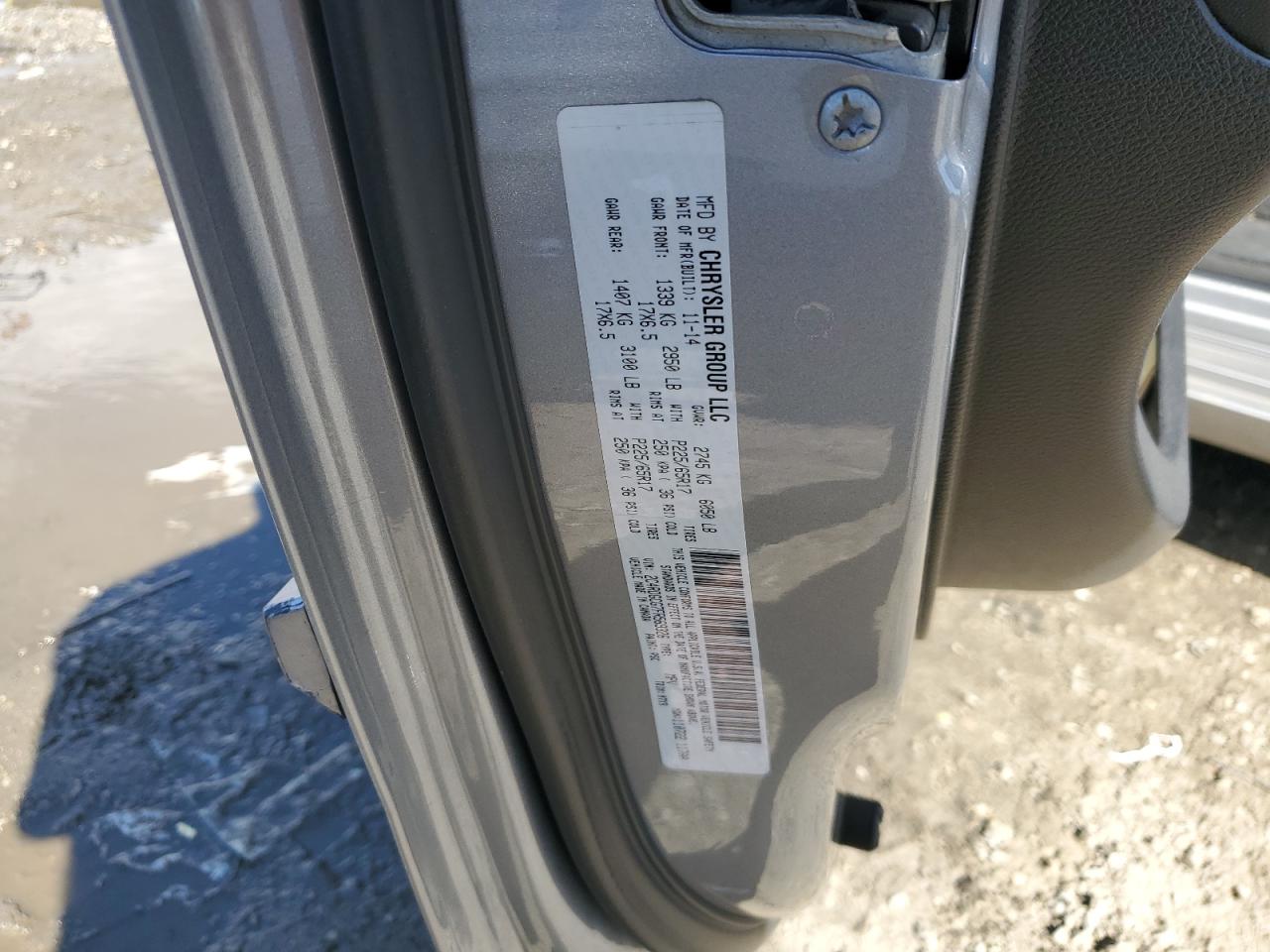 2015 Dodge Caravan - Image 14