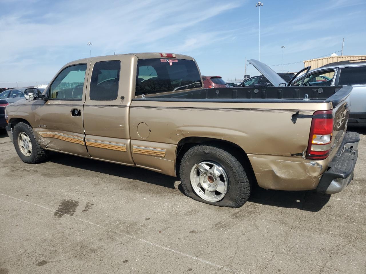 1999 Chevrolet Silverado - Image 2