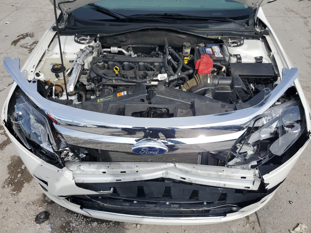 2012 Ford Fusion - Image 11