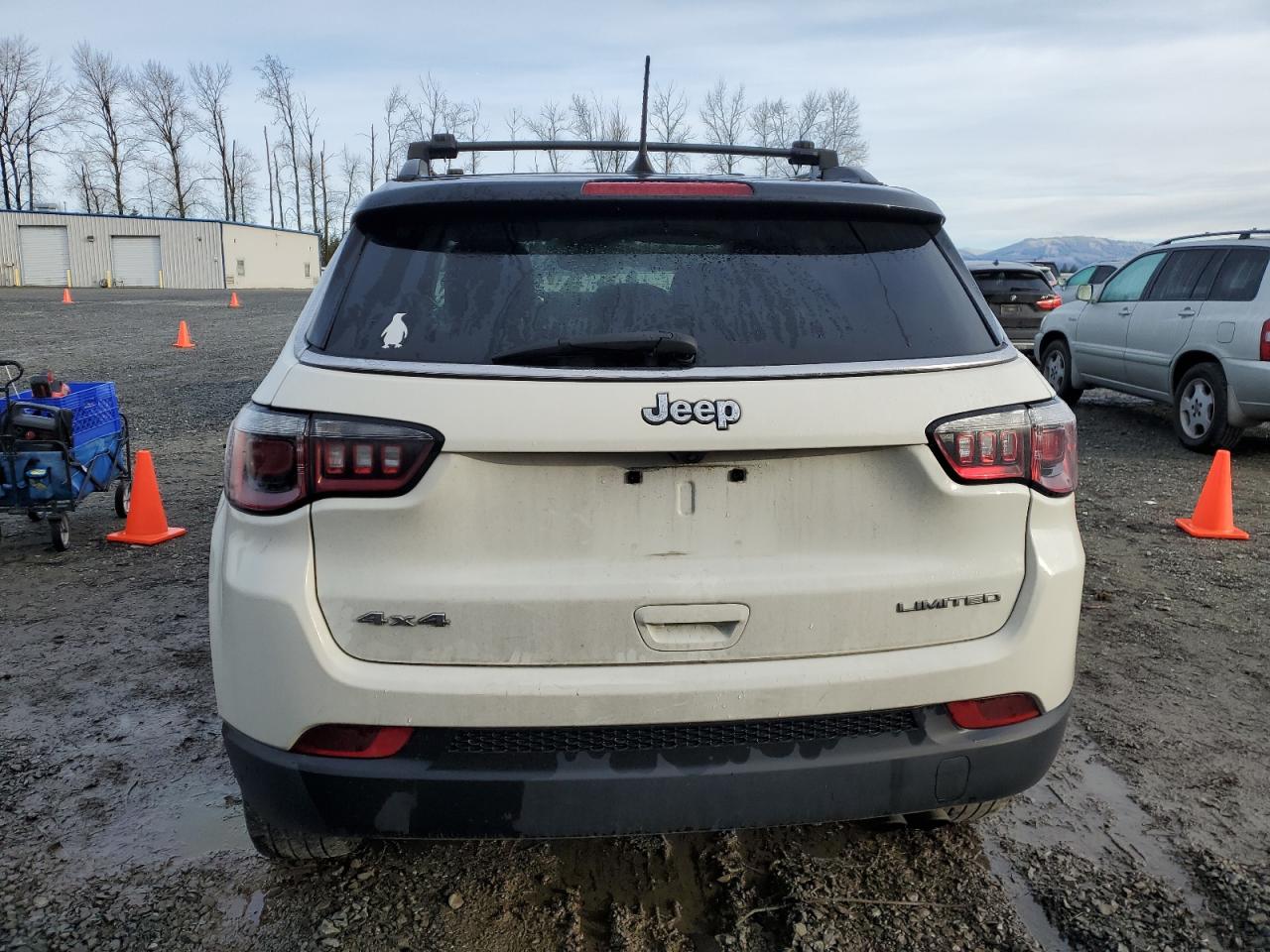 2020 Jeep Compass - Image 6