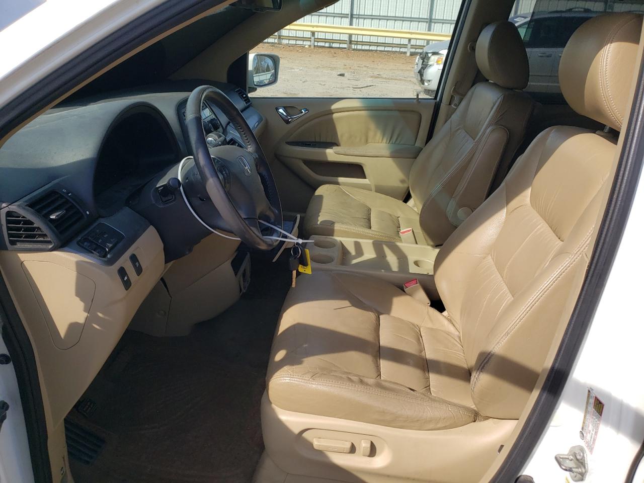 2010 Honda Odyssey - Image 7