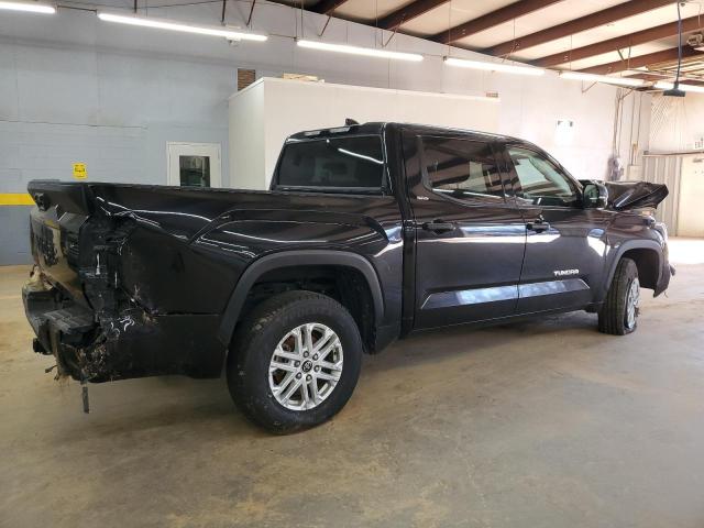  TOYOTA TUNDRA 2022 Czarny