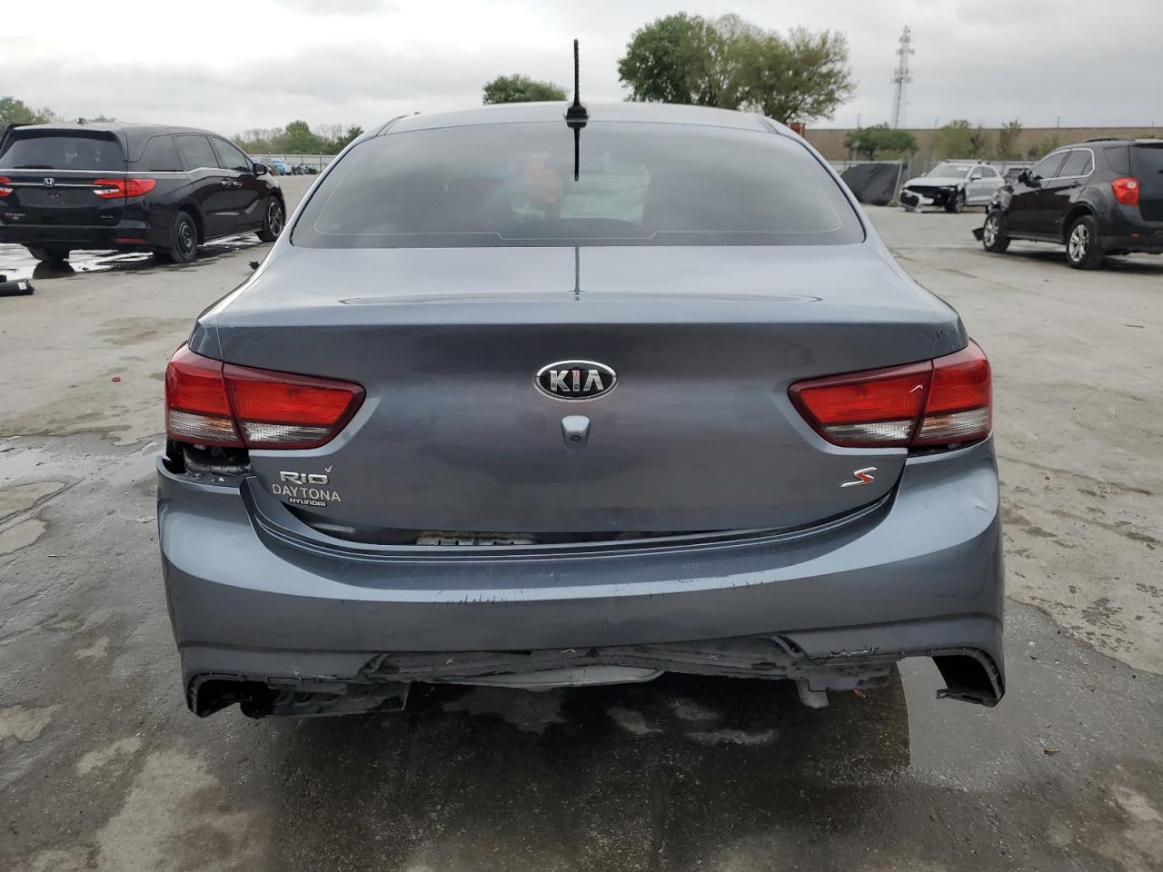 2020 Kia Rio - Image 6