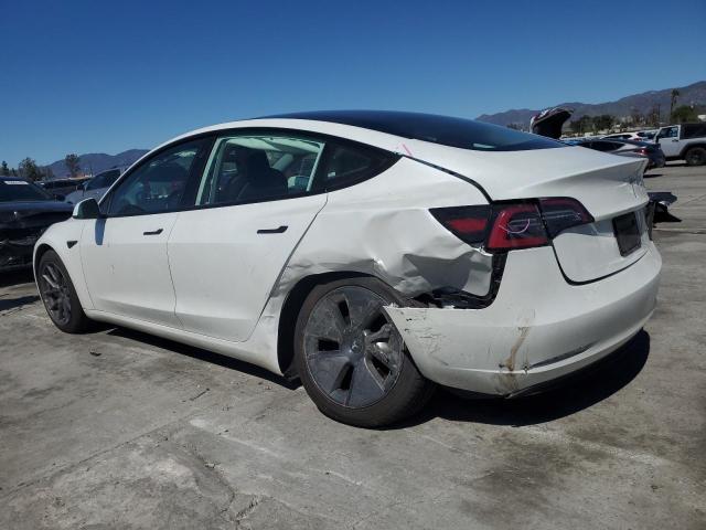  TESLA MODEL 3 2021 Белый