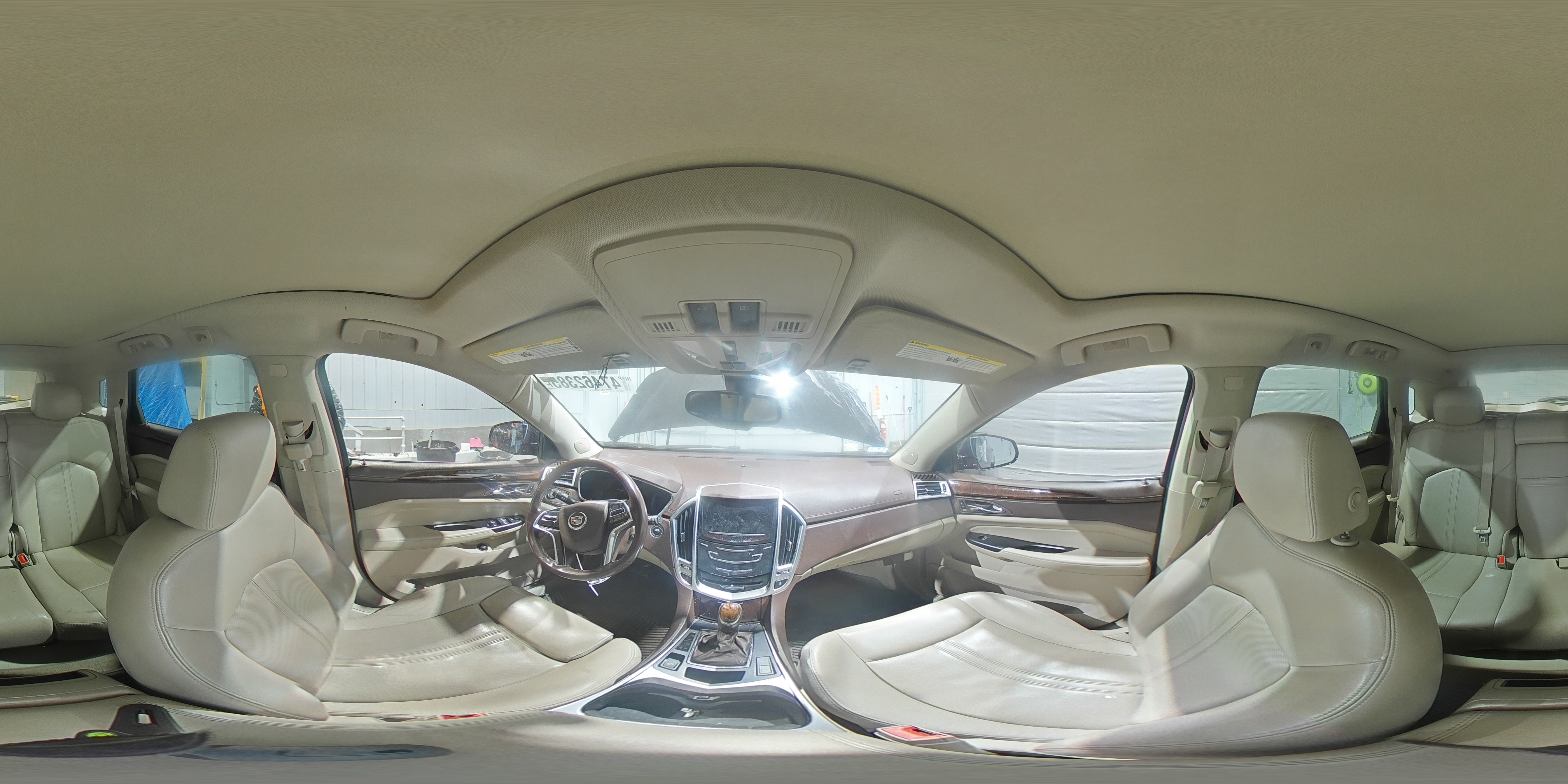 2015 Cadillac SRX - Image 14
