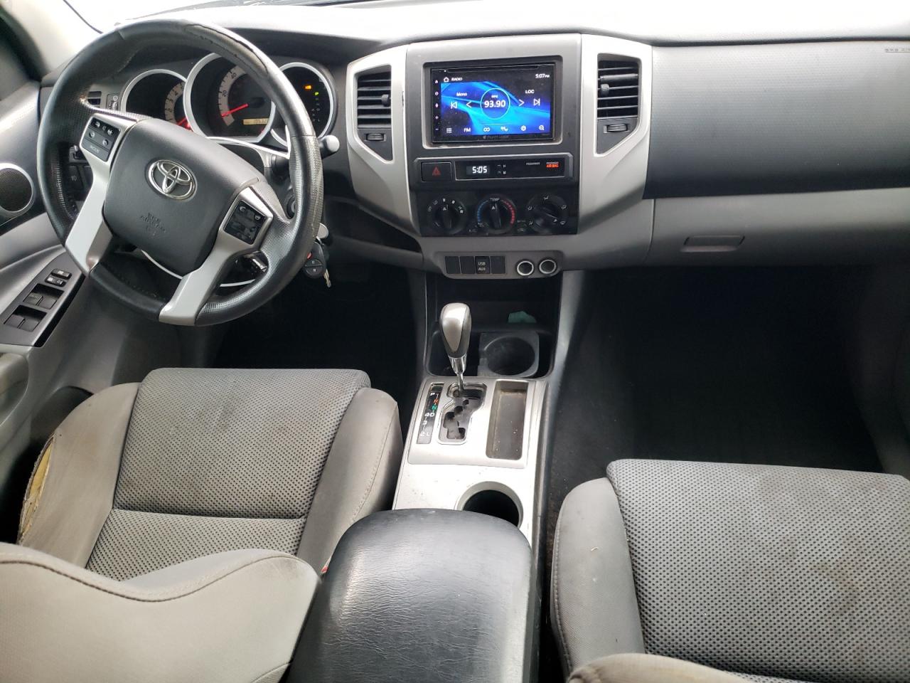 2013 Toyota Tacoma - Image 8