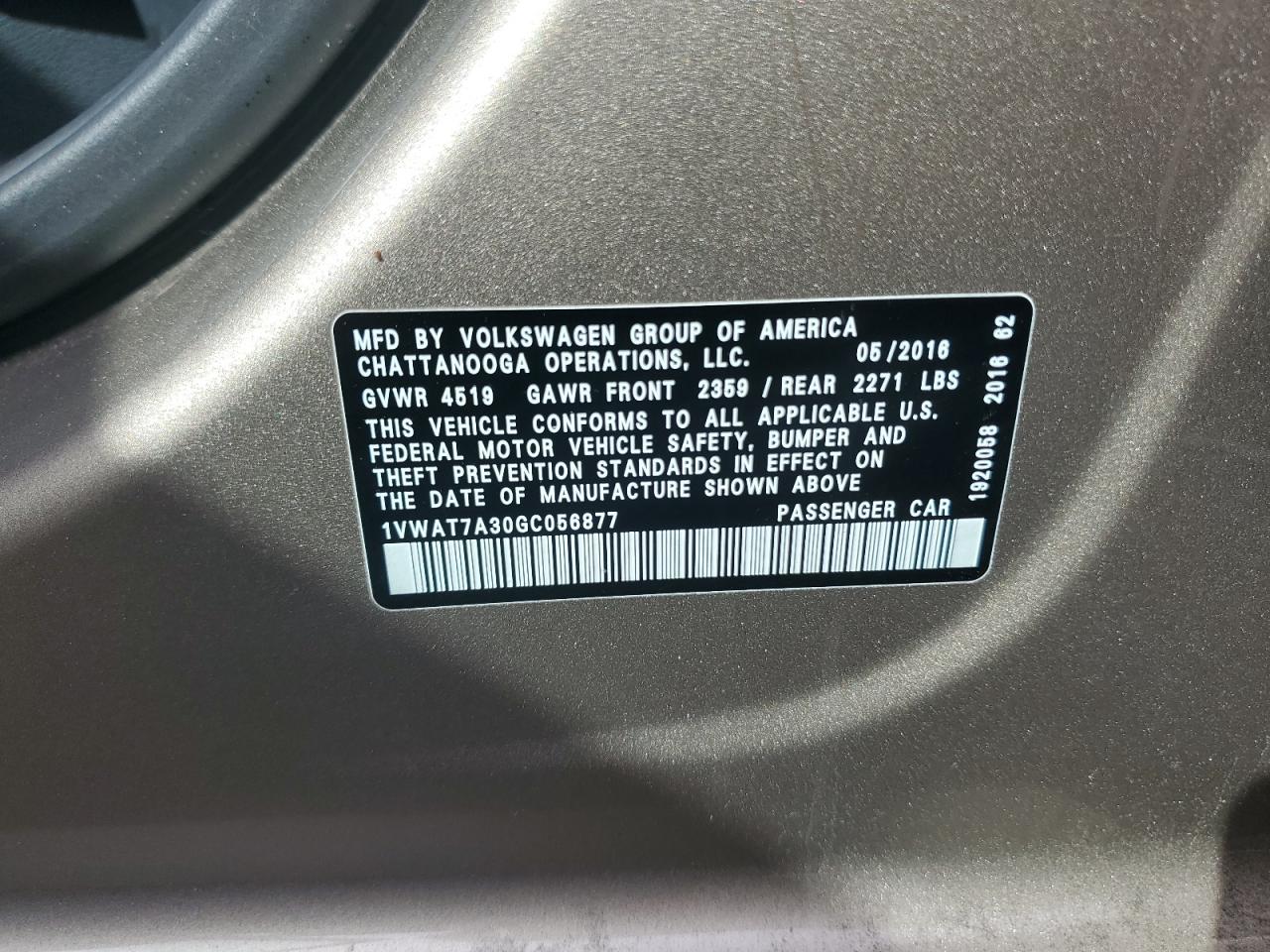 2016 Volkswagen Passat - Image 12