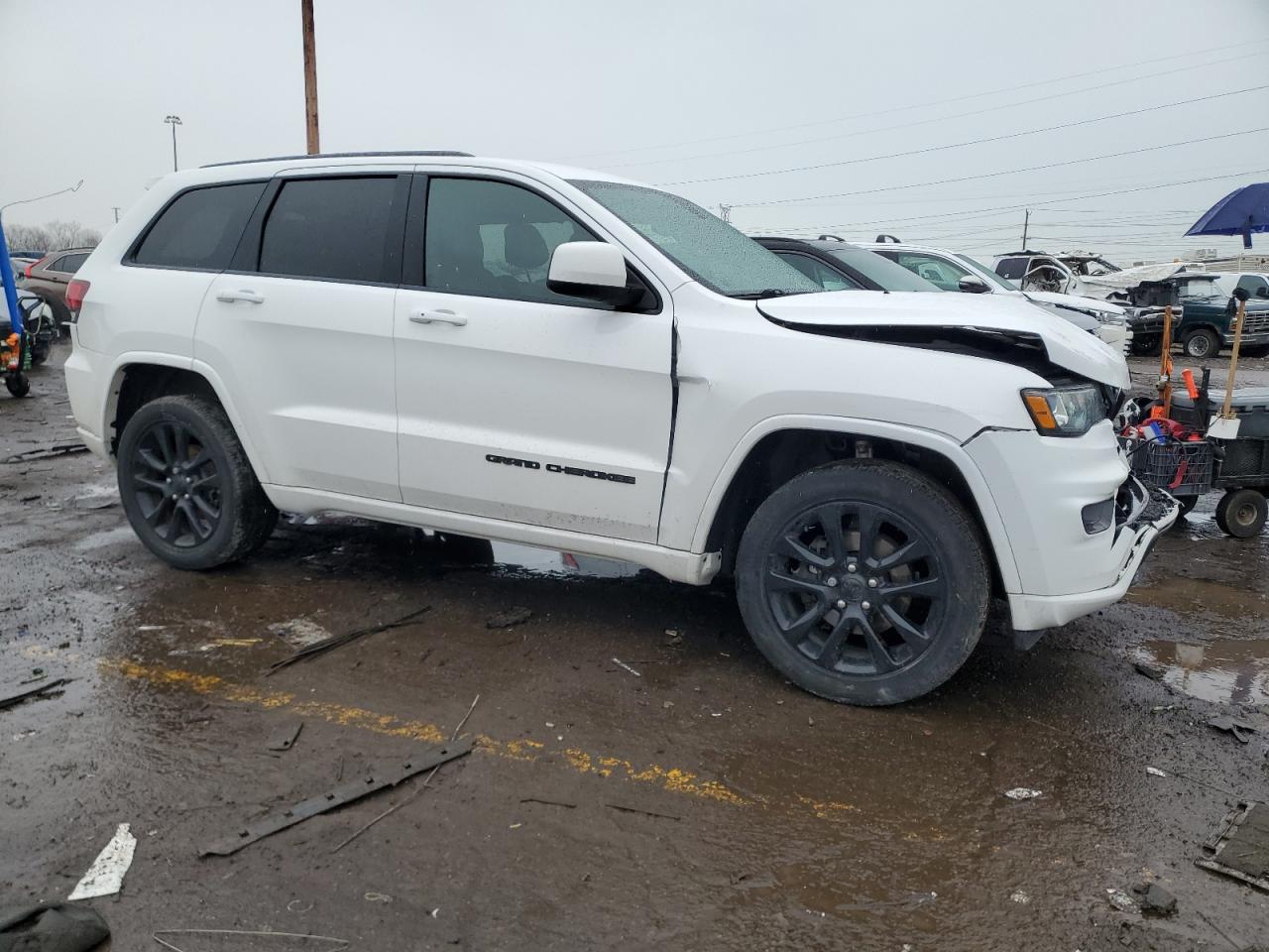 2020 Jeep Grand Cherokee - Image 4