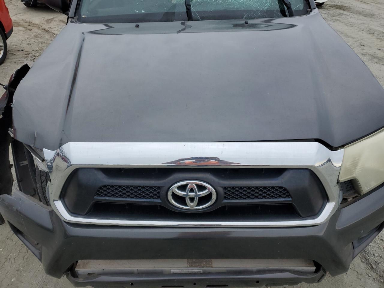 2012 Toyota Tacoma - Image 12
