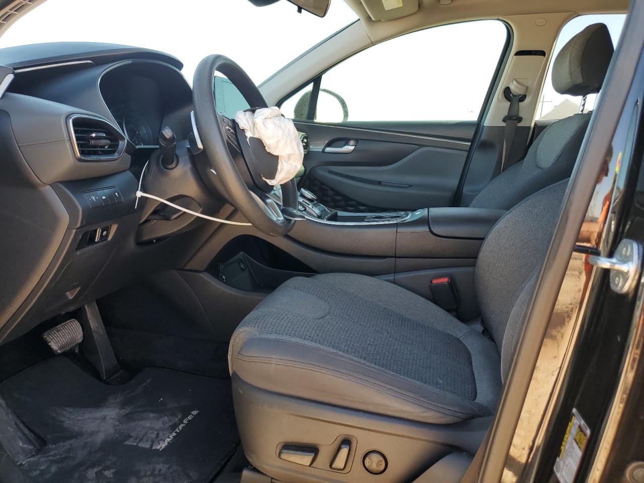 2022 Hyundai Santa Fe - Image 7