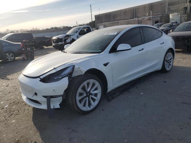  TESLA MODEL 3 2023 Белый