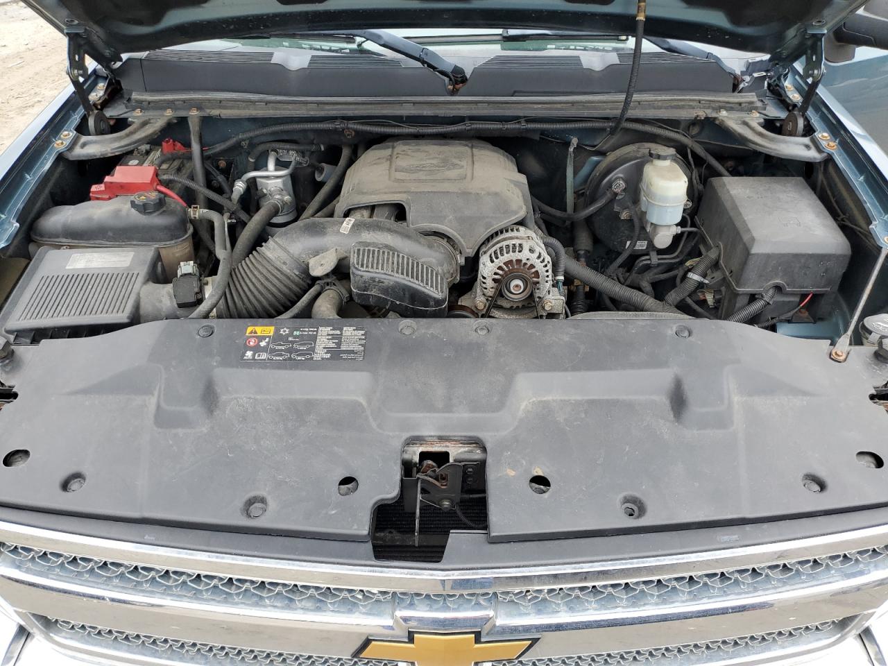 2012 Chevrolet Silverado - Image 11