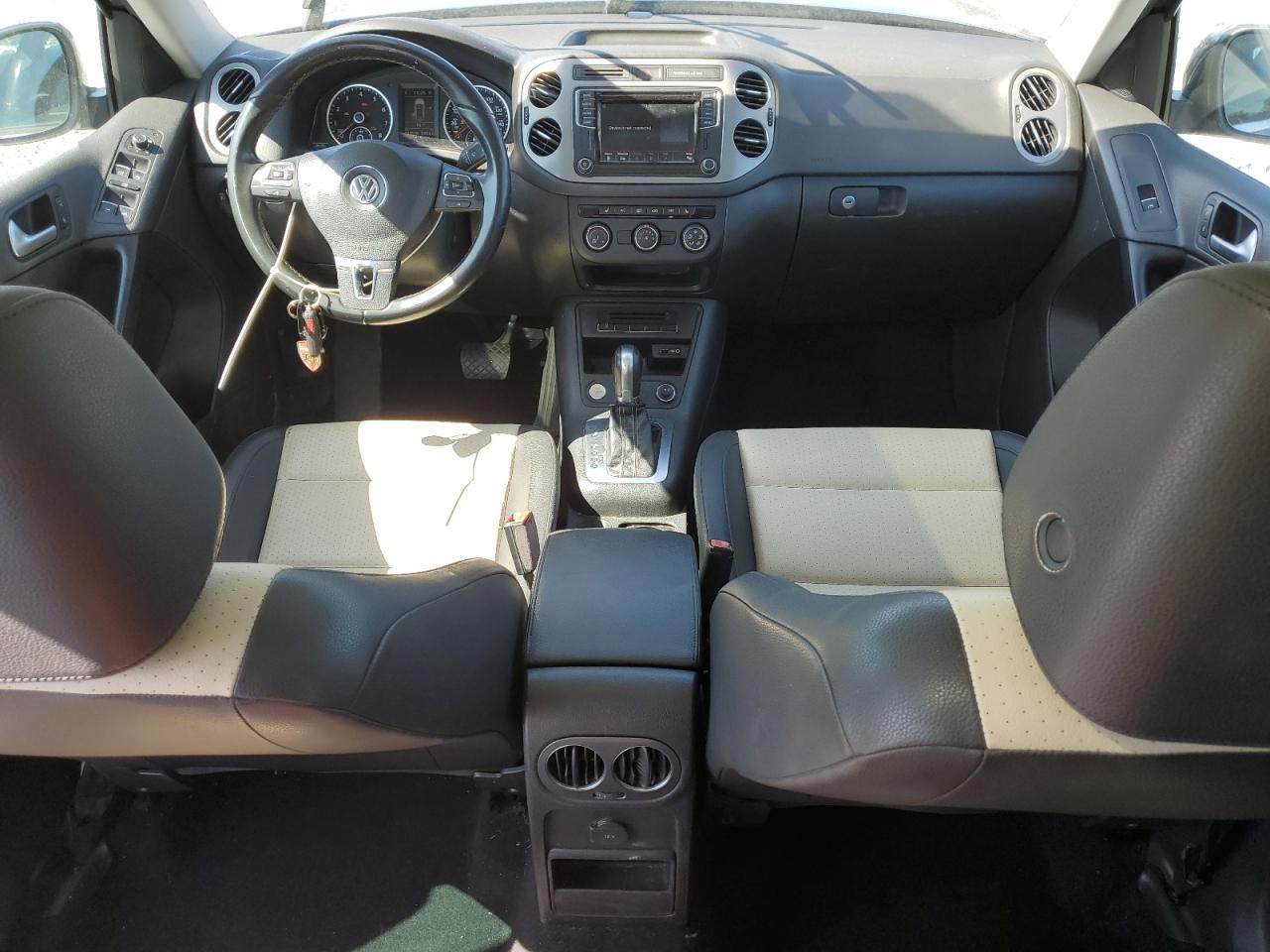 2016 Volkswagen Tiguan - Image 8