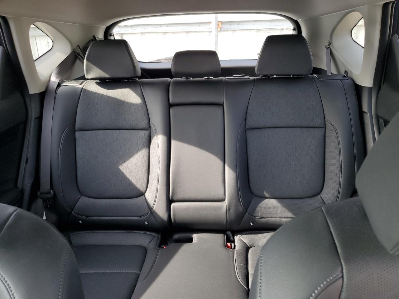 2024 Kia Seltos - Image 10