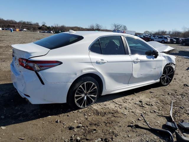 TOYOTA CAMRY 2019 Biały