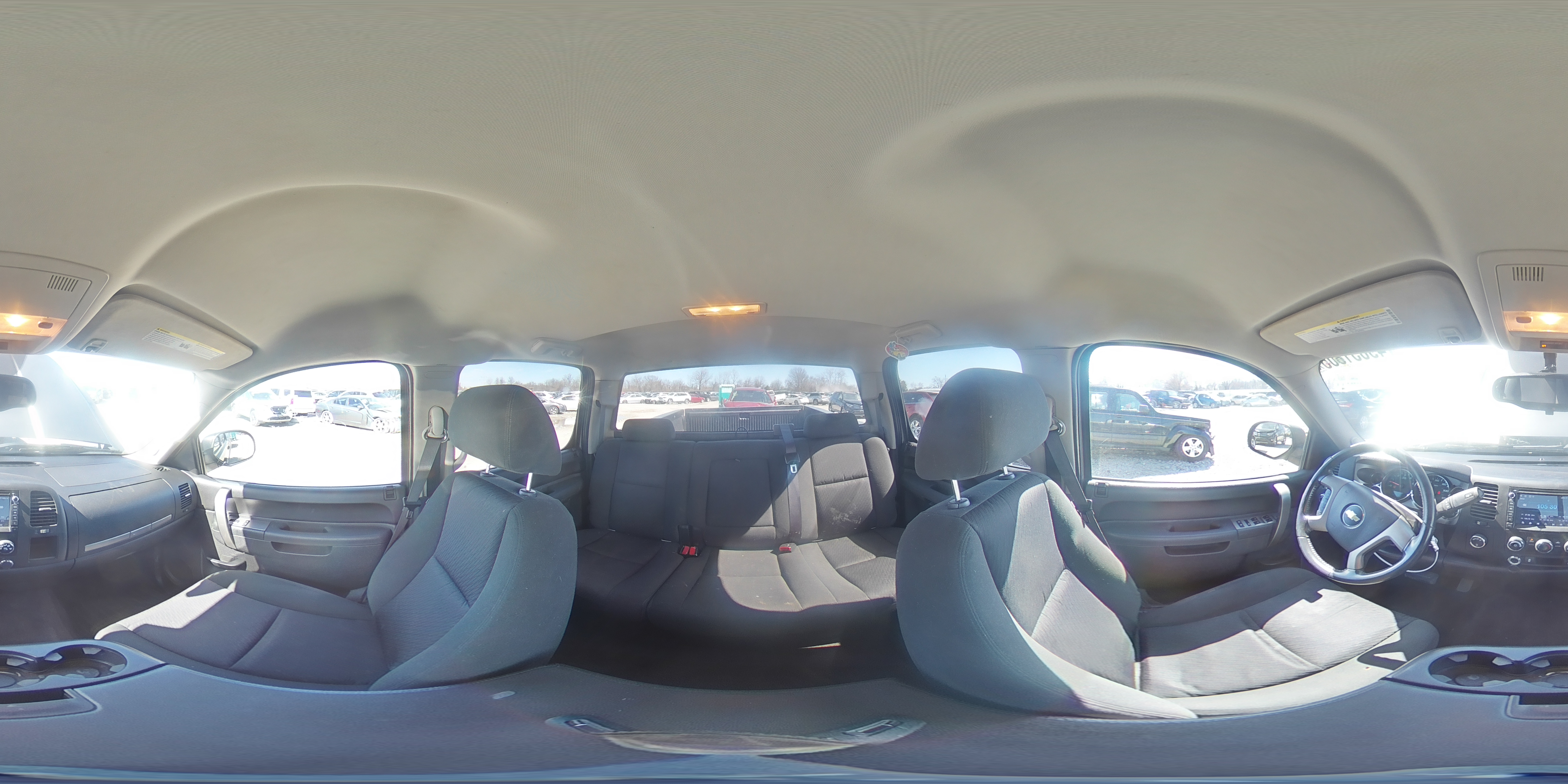 2013 Chevrolet Silverado - Image 13