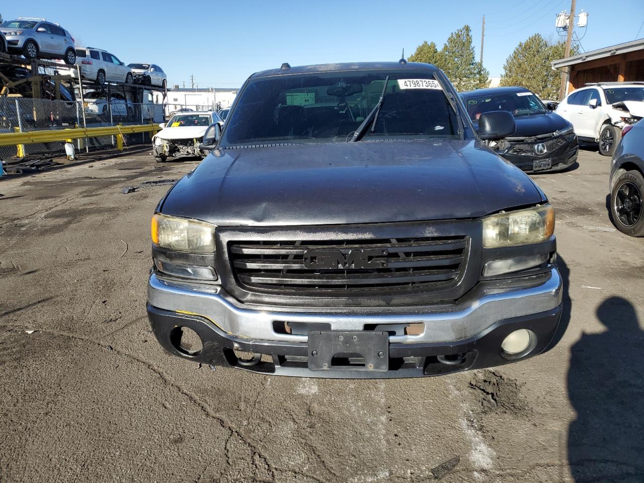 2004 GMC Sierra - Image 5