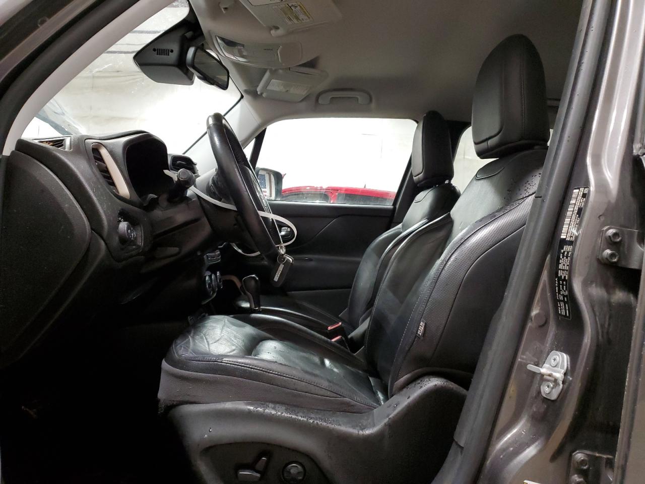 2016 Jeep Renegade - Image 7