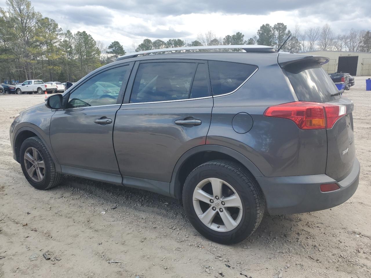 2013 Toyota RAV 4 - Image 2