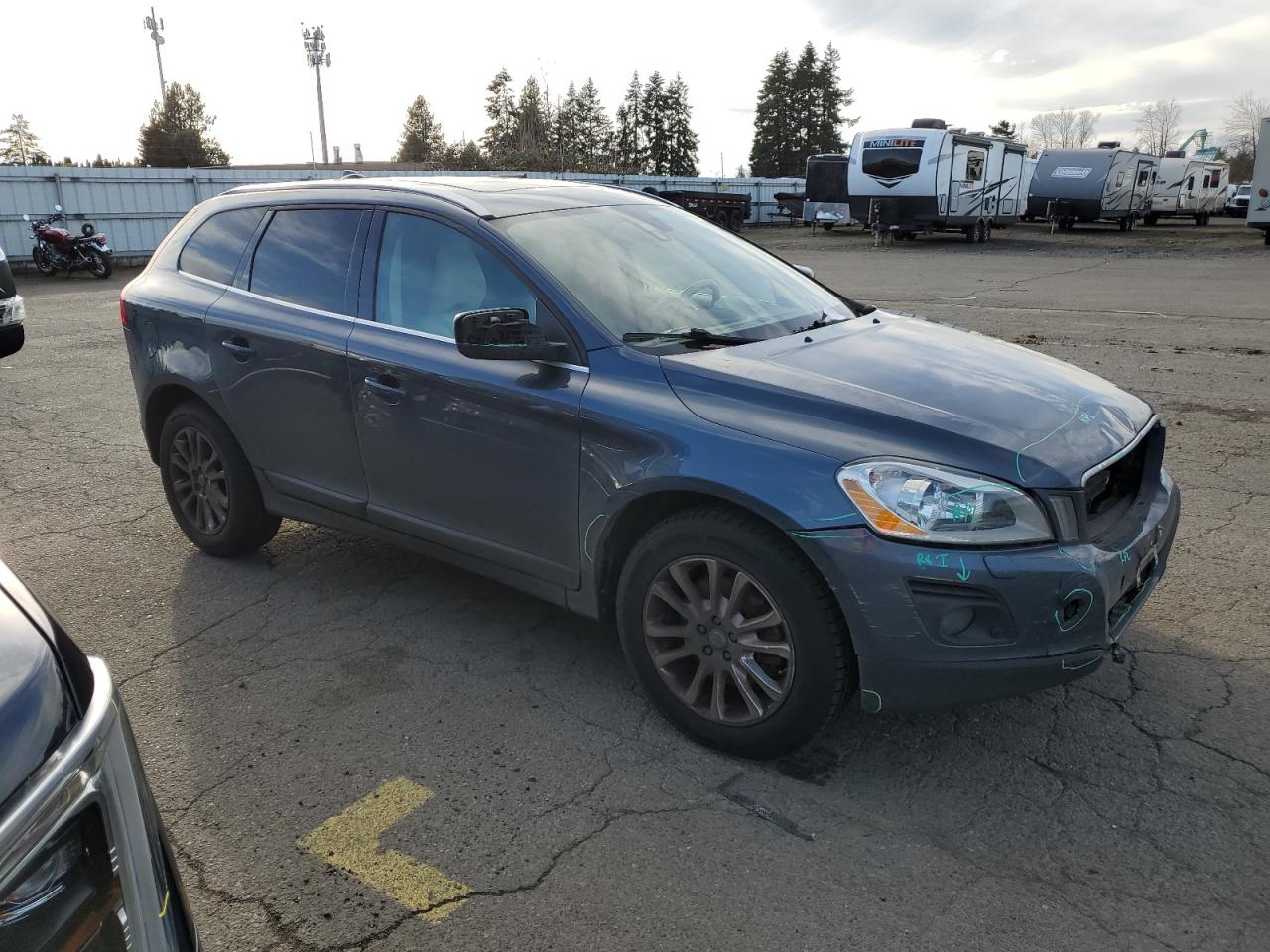 2010 Volvo XC60 - Image 4
