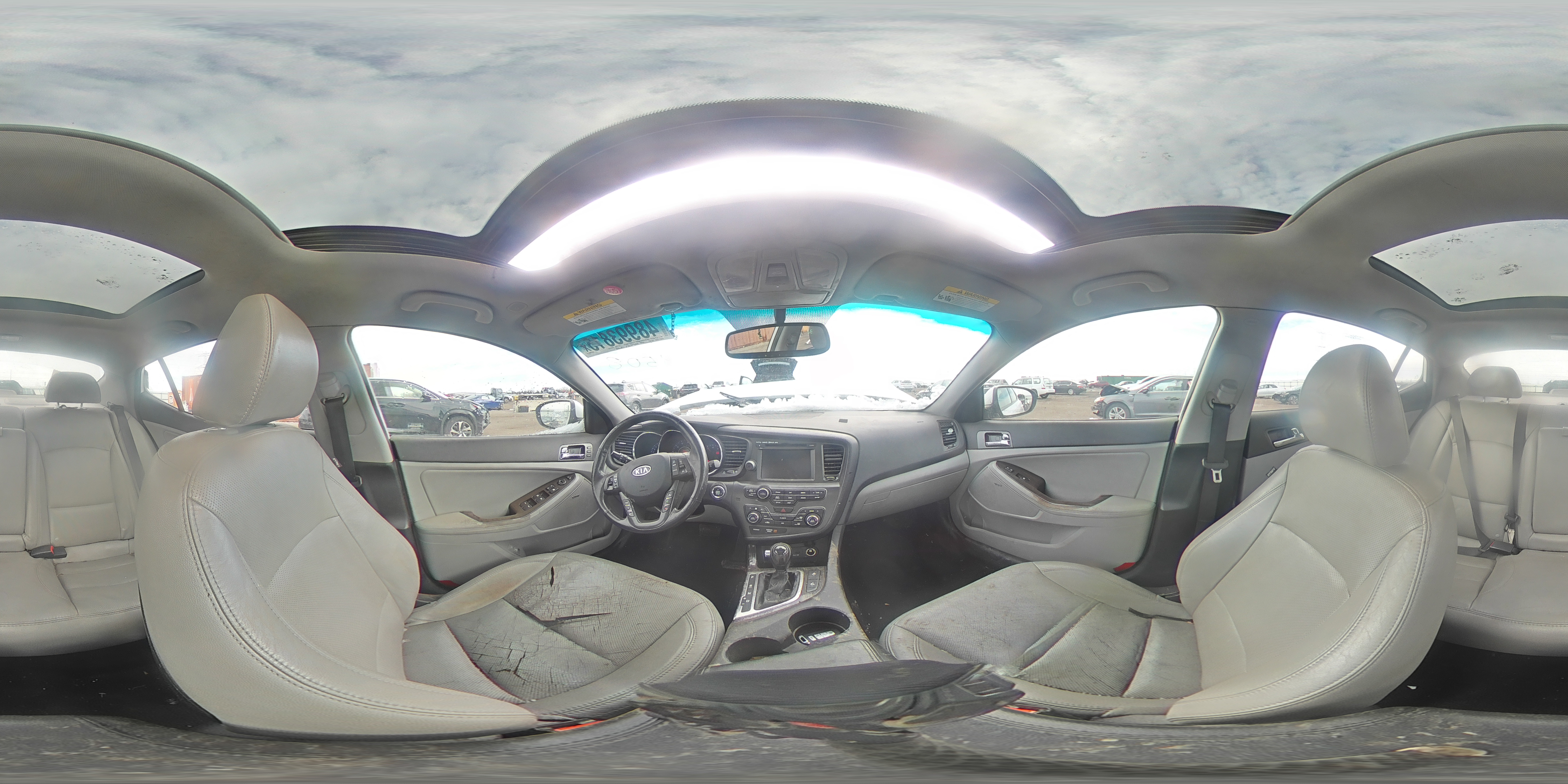 2012 Kia Optima - Image 13