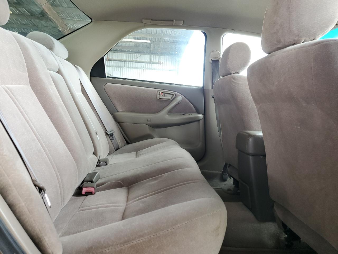 1998 Toyota Camry - Image 10