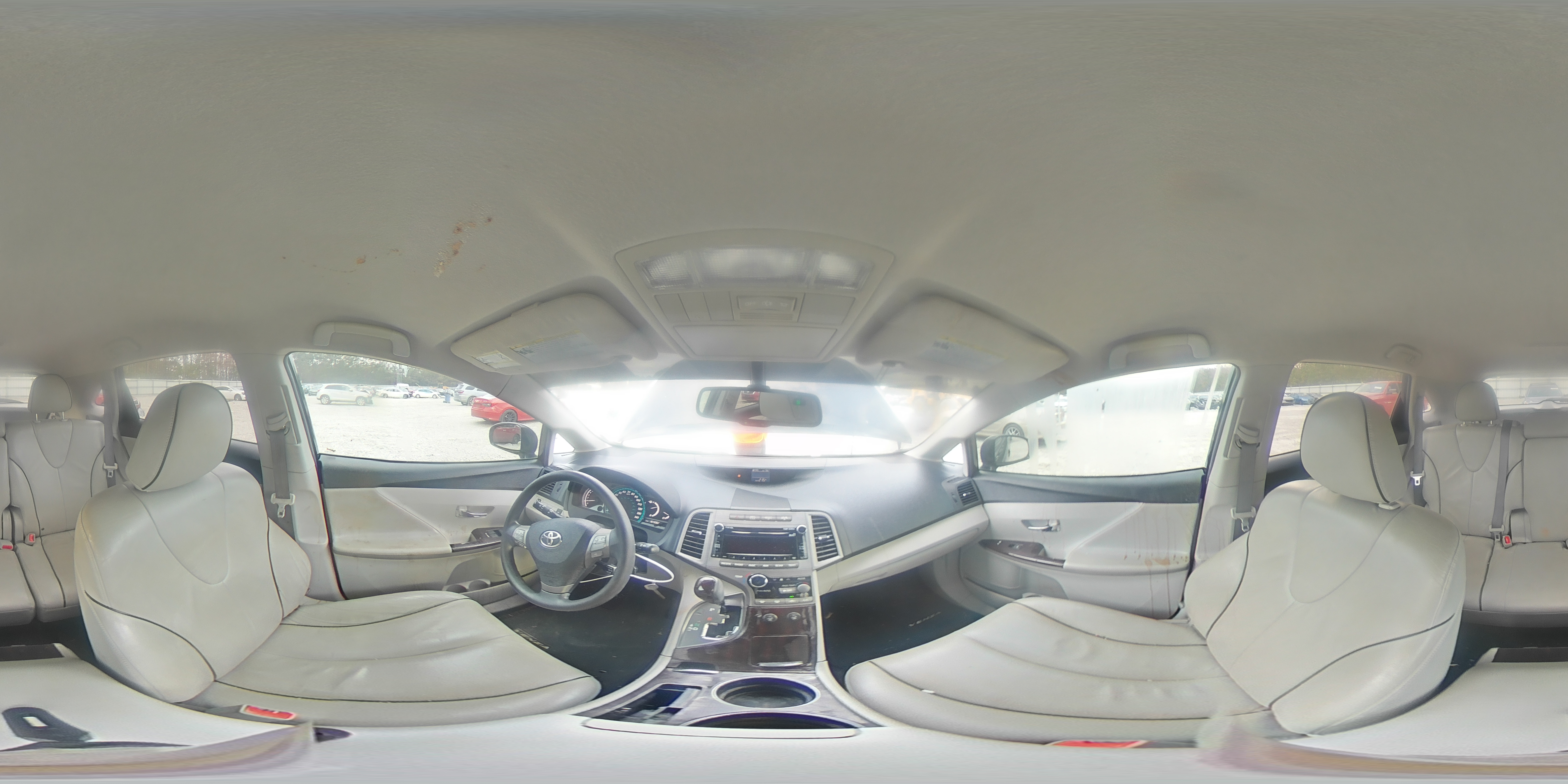 2010 Toyota Venza - Image 14