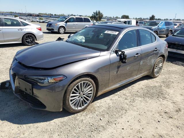 2018 Alfa Romeo Giulia Ti Q4