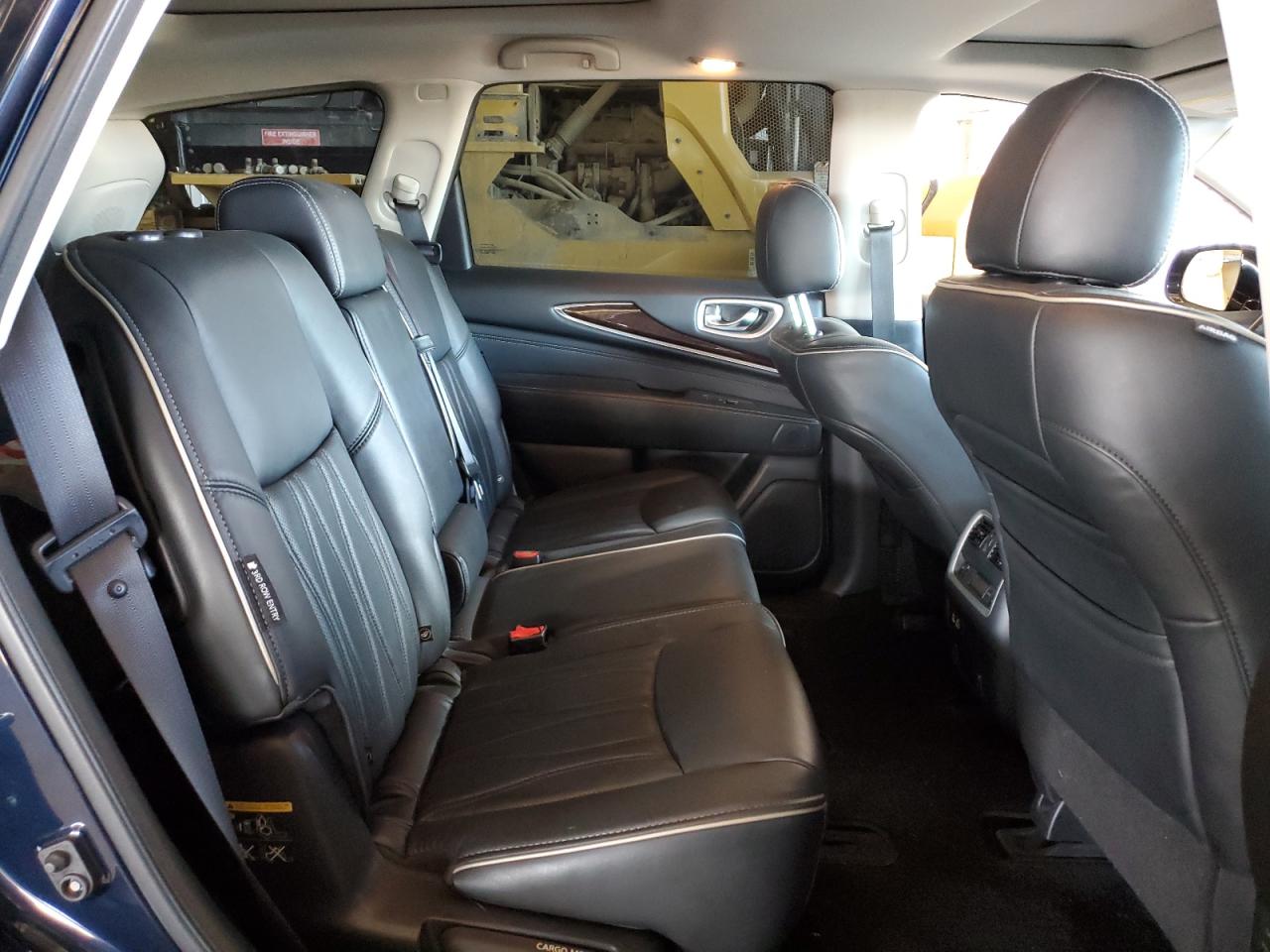2020 Infiniti QX60 - Image 11
