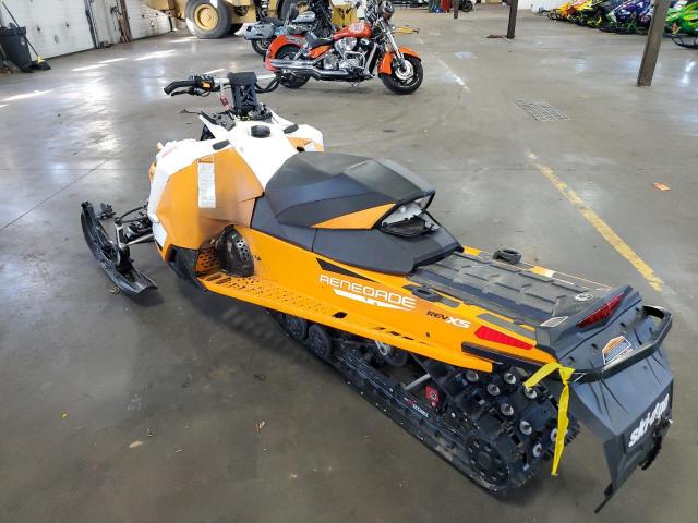 2017 SKIDOO RENEGADE