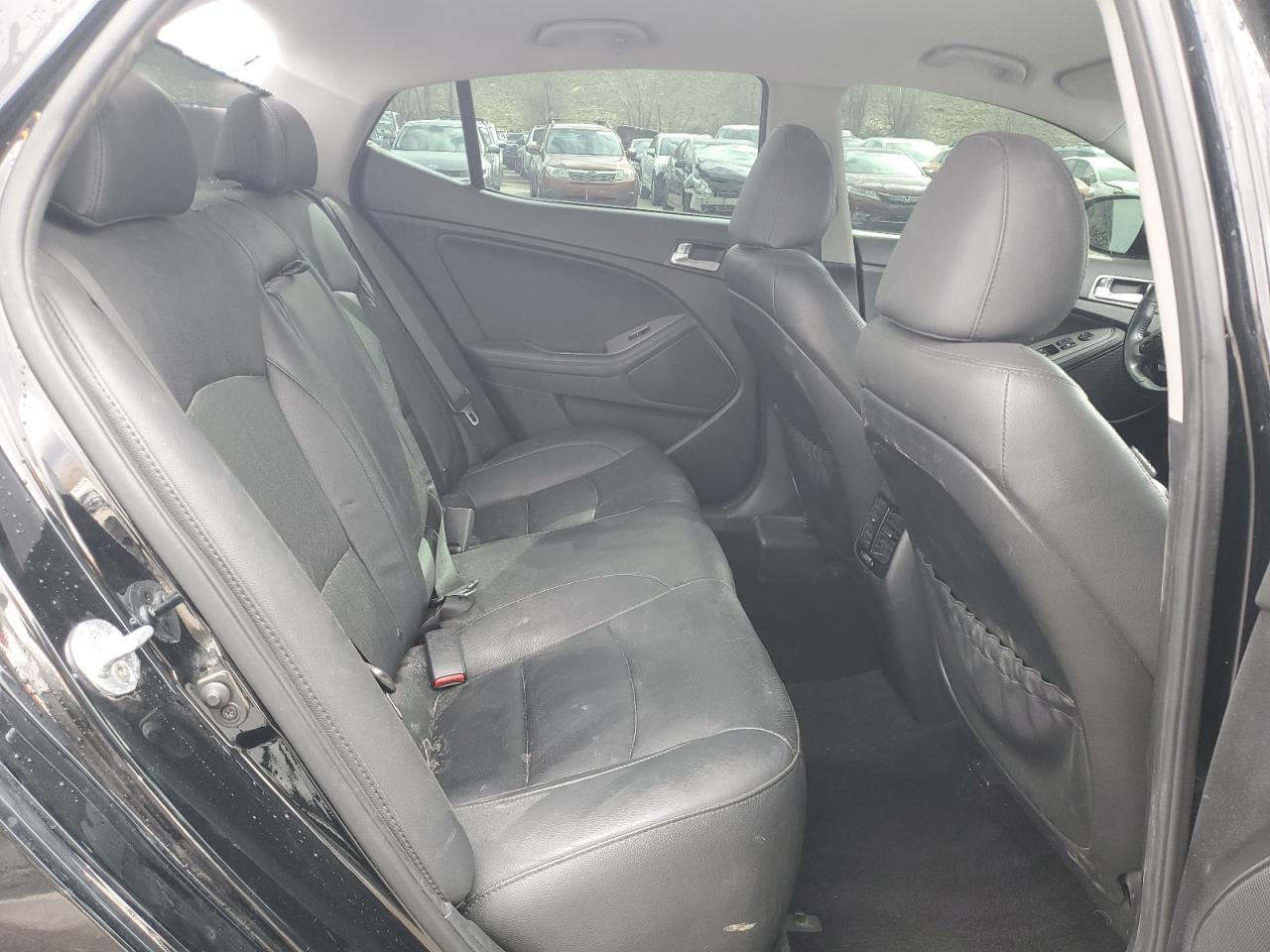 2015 Kia Optima - Image 10