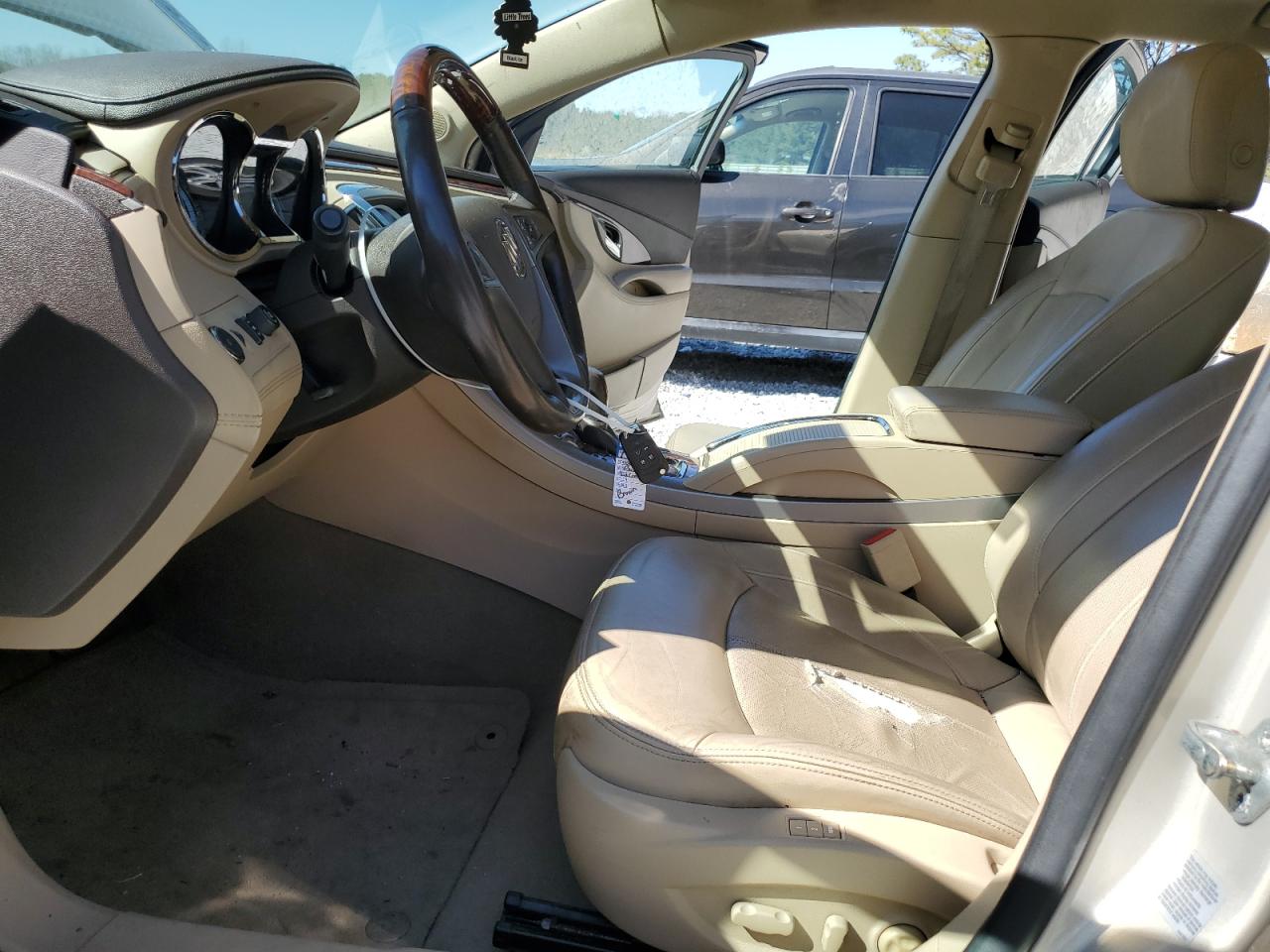 2012 Buick LaCrosse - Image 7