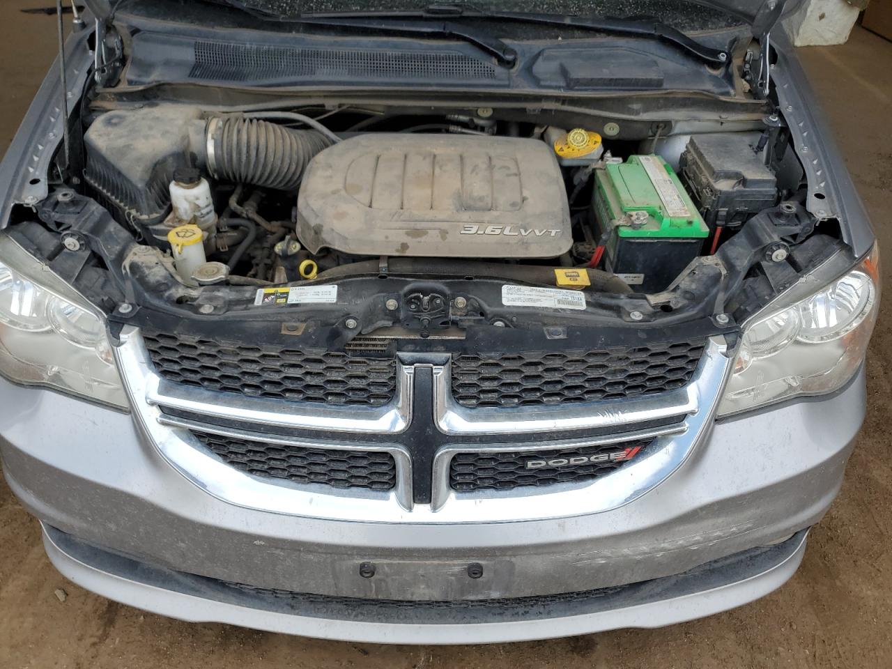 2018 Dodge Caravan - Image 13