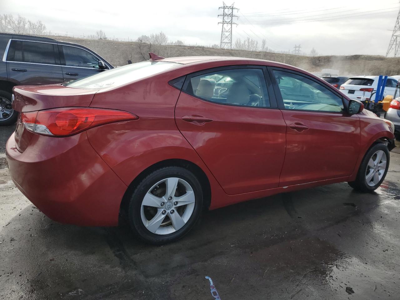 2011 Hyundai Elantra - Image 3