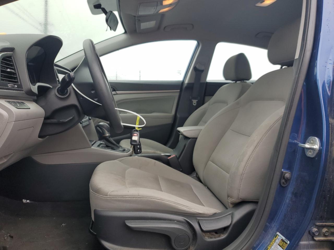 2018 Hyundai Elantra - Image 7