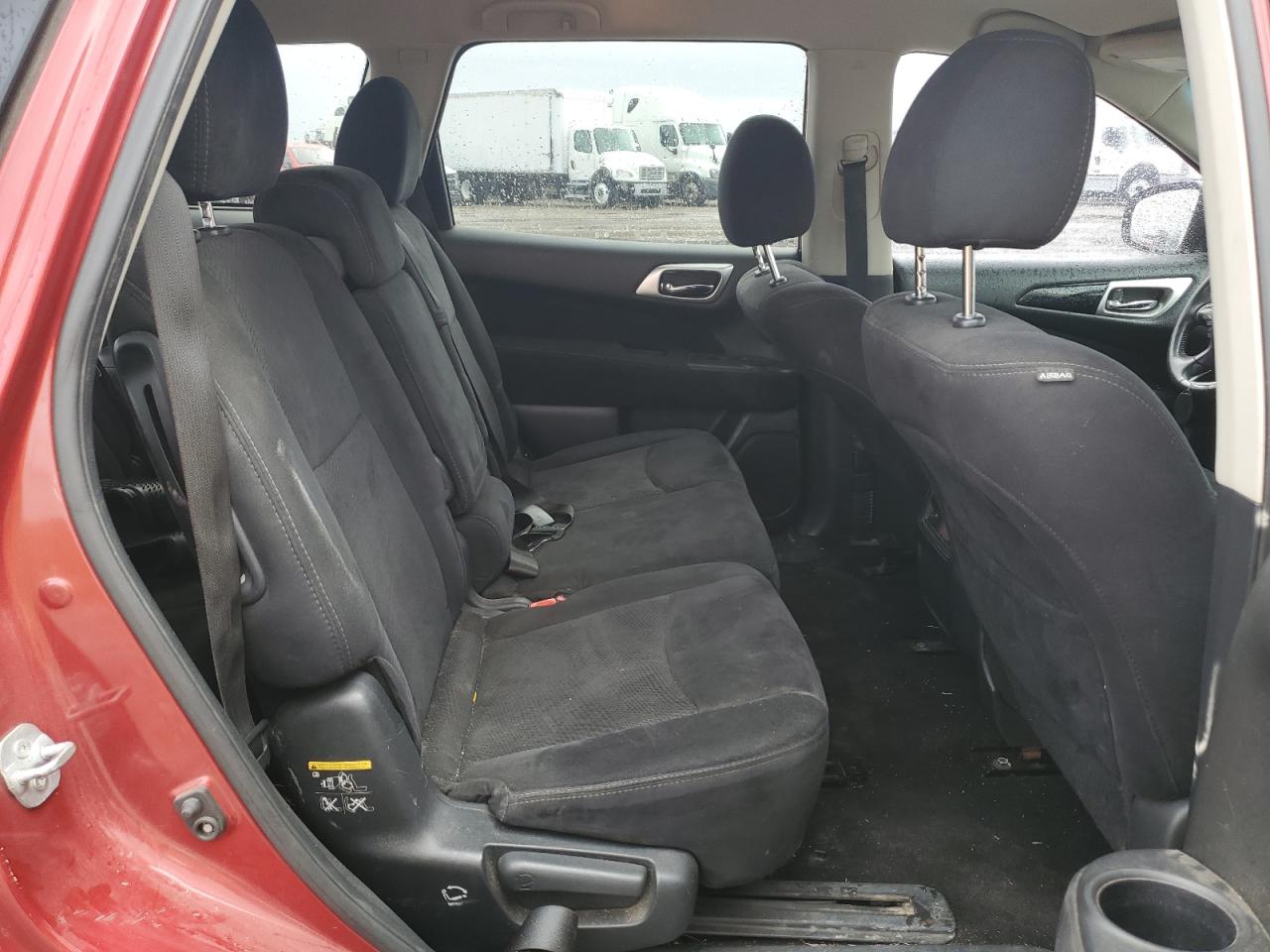 2016 Nissan Pathfinder - Image 12