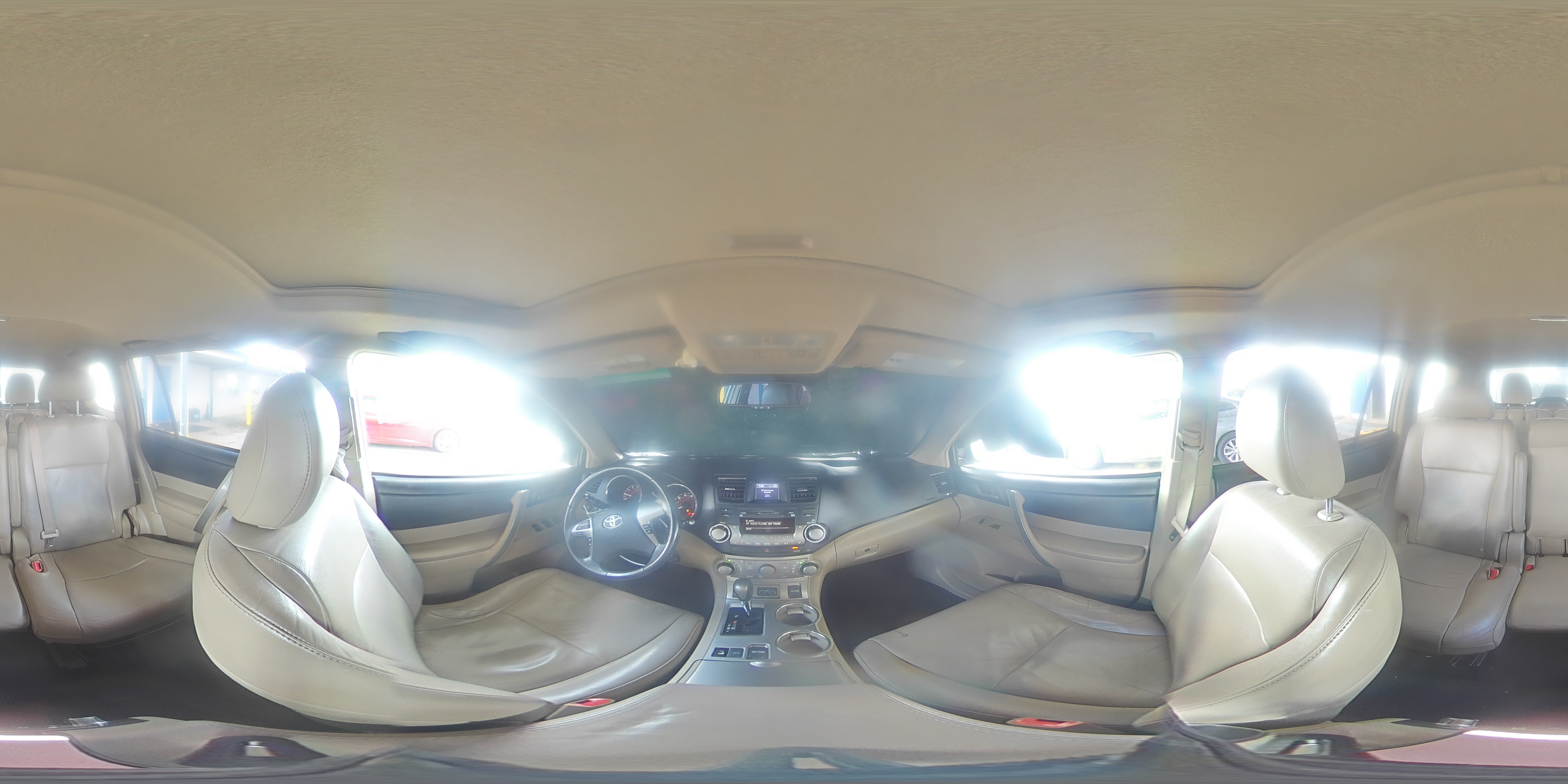2011 Toyota Highlander - Image 13