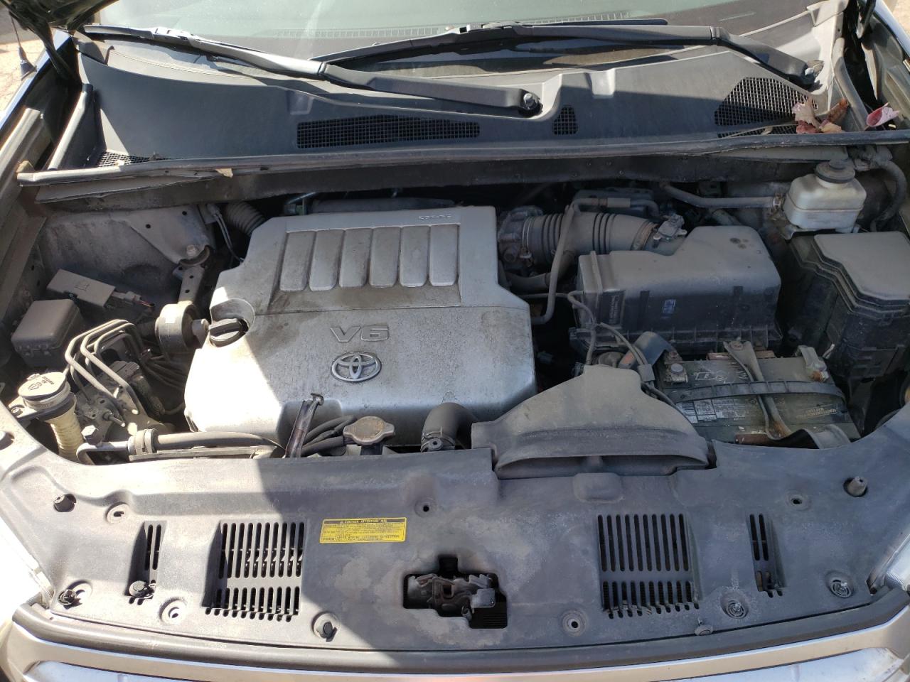 2011 Toyota Highlander - Image 12