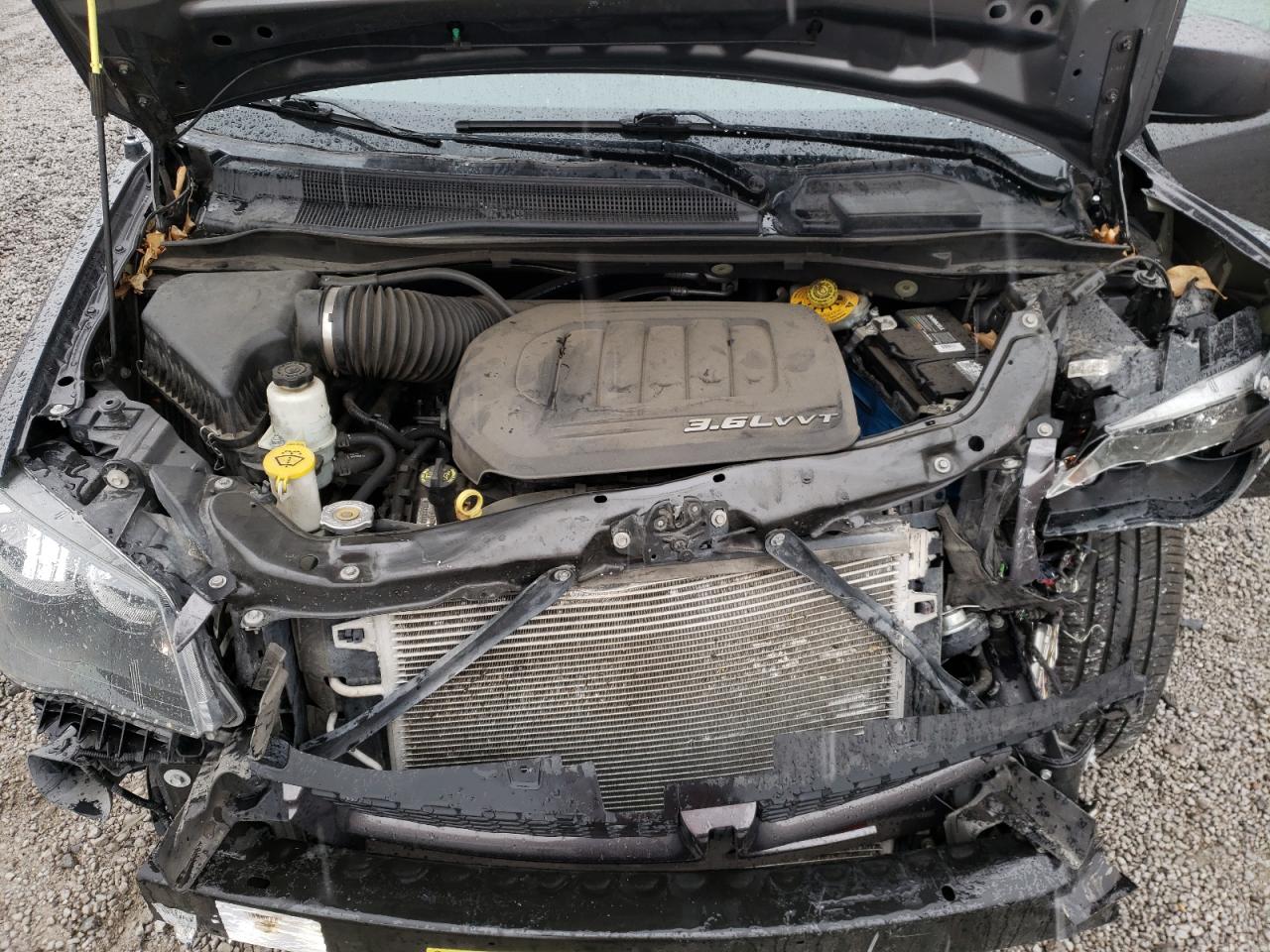 2018 Dodge Caravan - Image 13