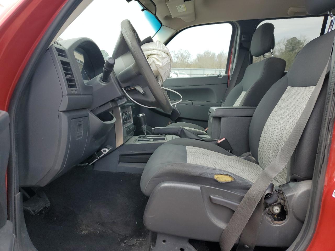 2010 Jeep Liberty (North America) - Image 7
