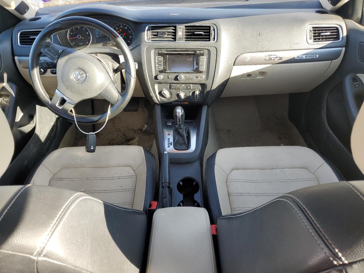 2014 Volkswagen Jetta - Image 8