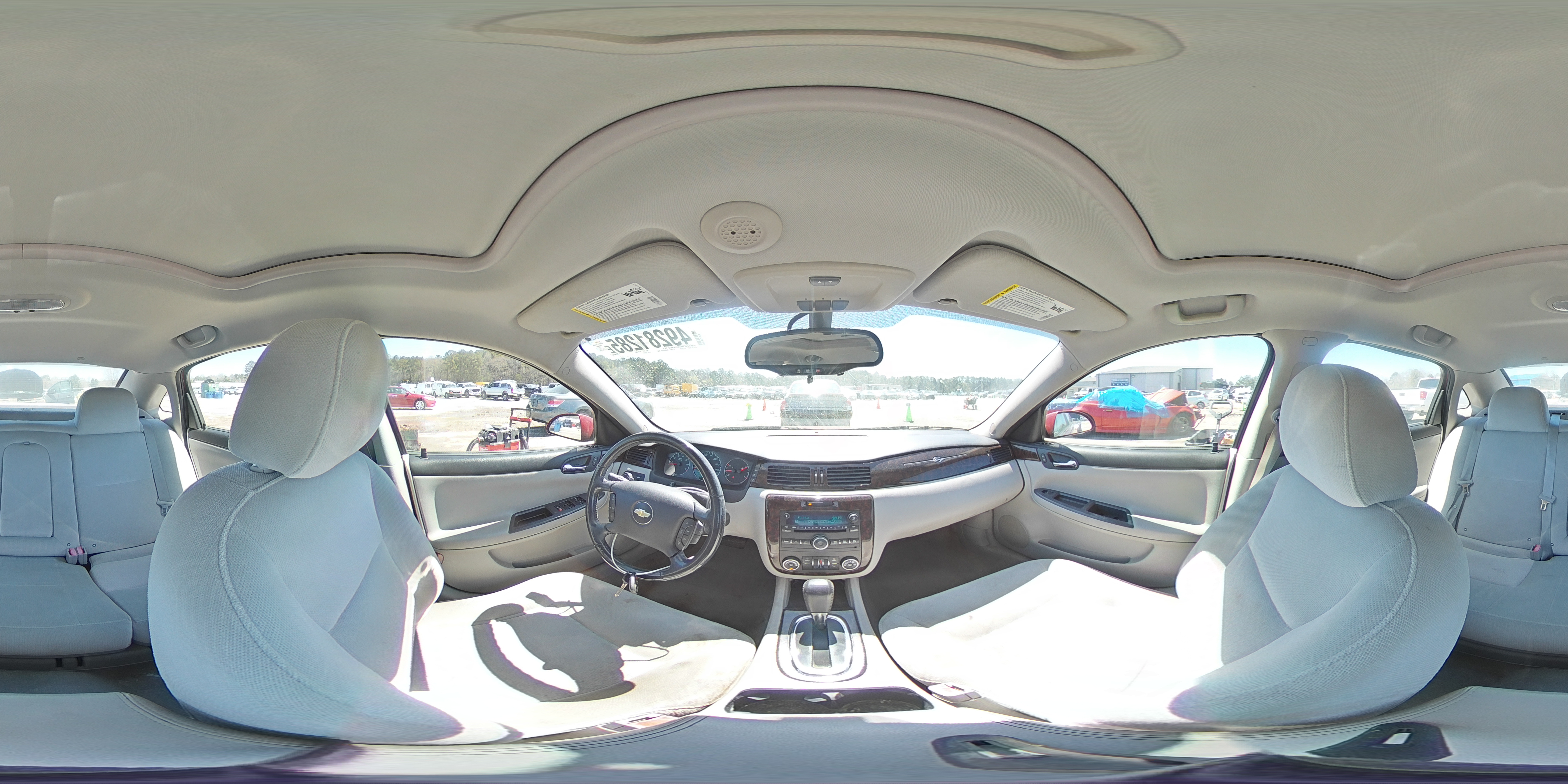 2014 Chevrolet Impala - Image 13