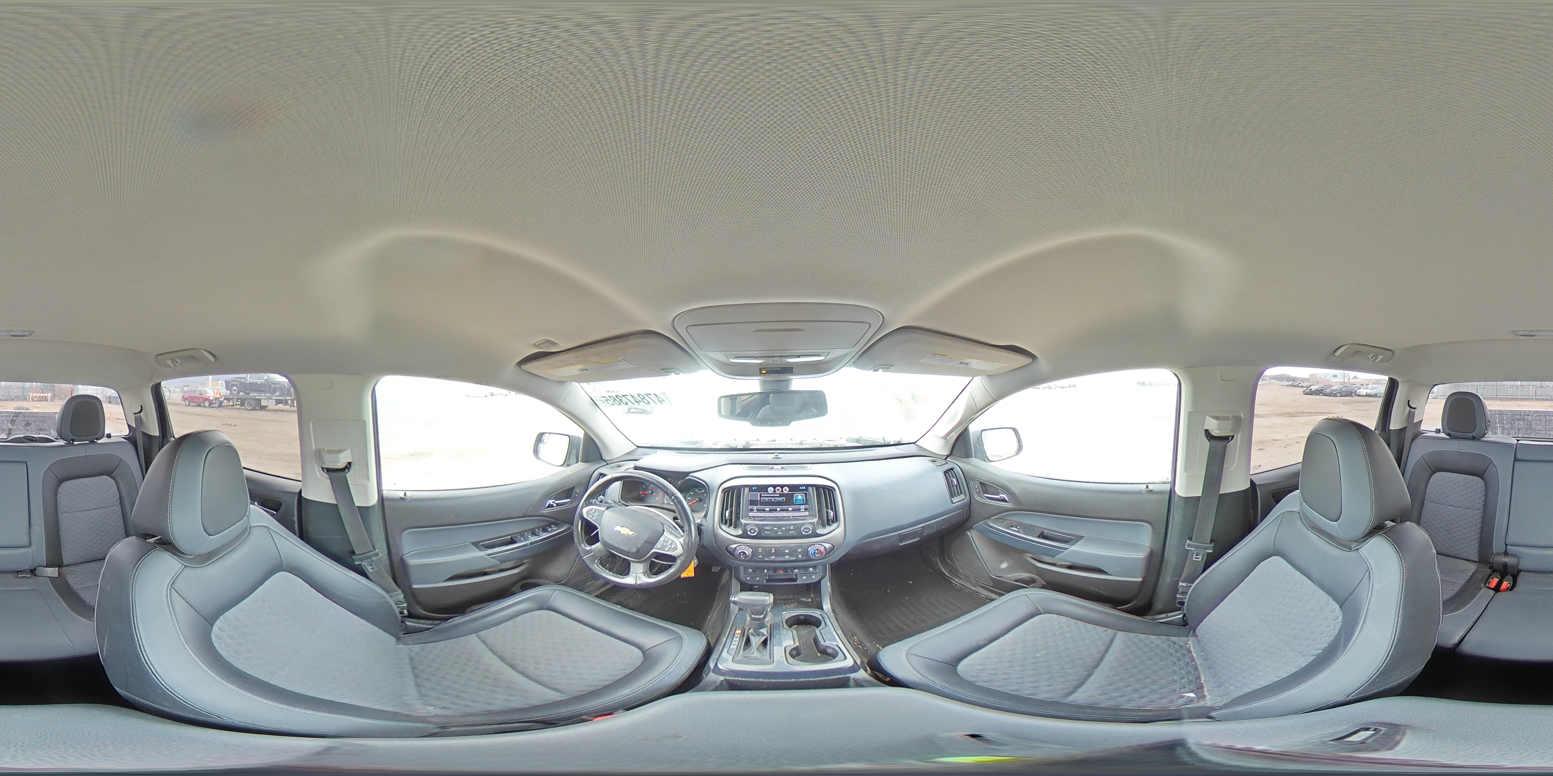 2015 Chevrolet Colorado - Image 13