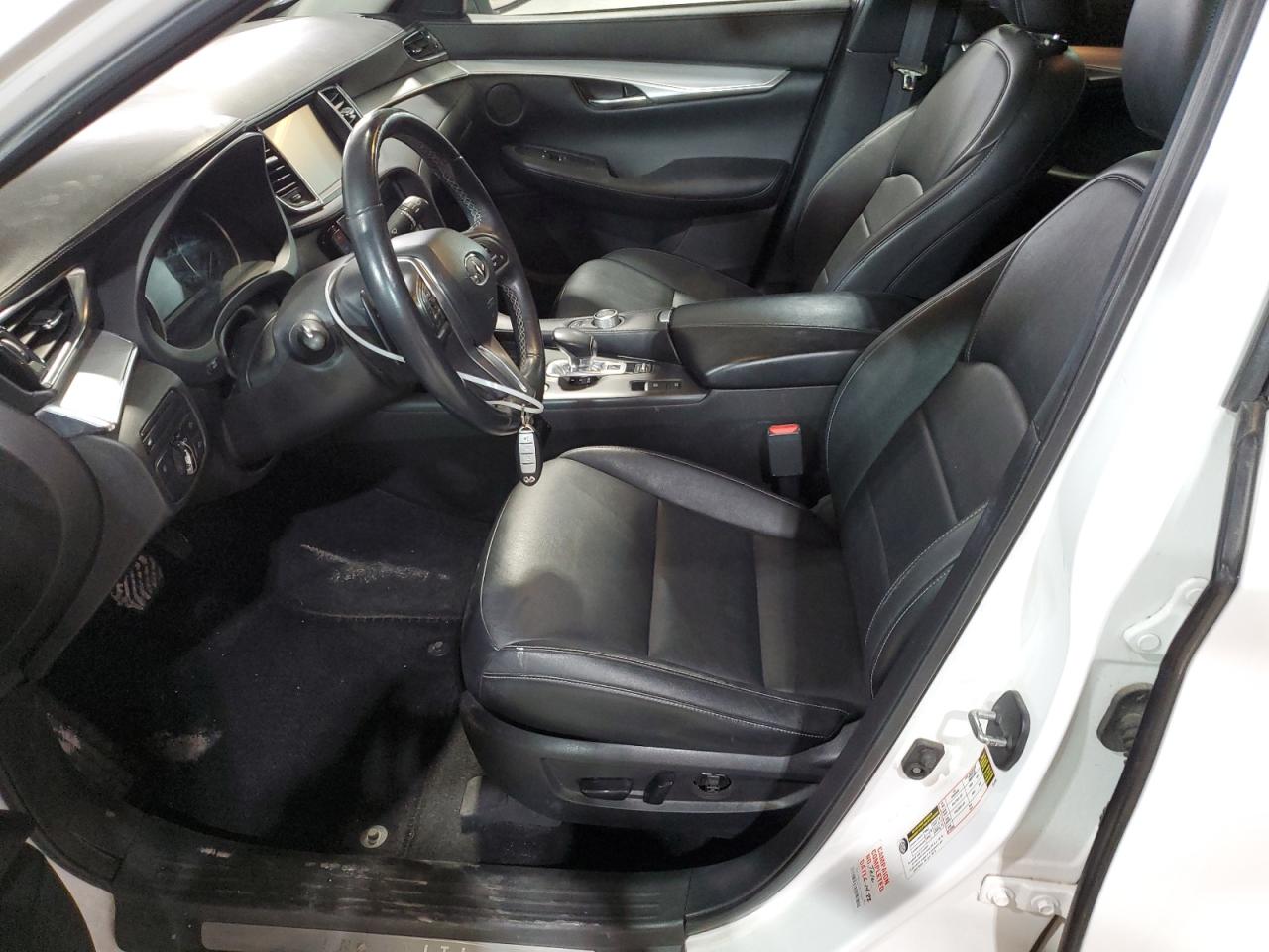 2019 Infiniti QX50 - Image 7