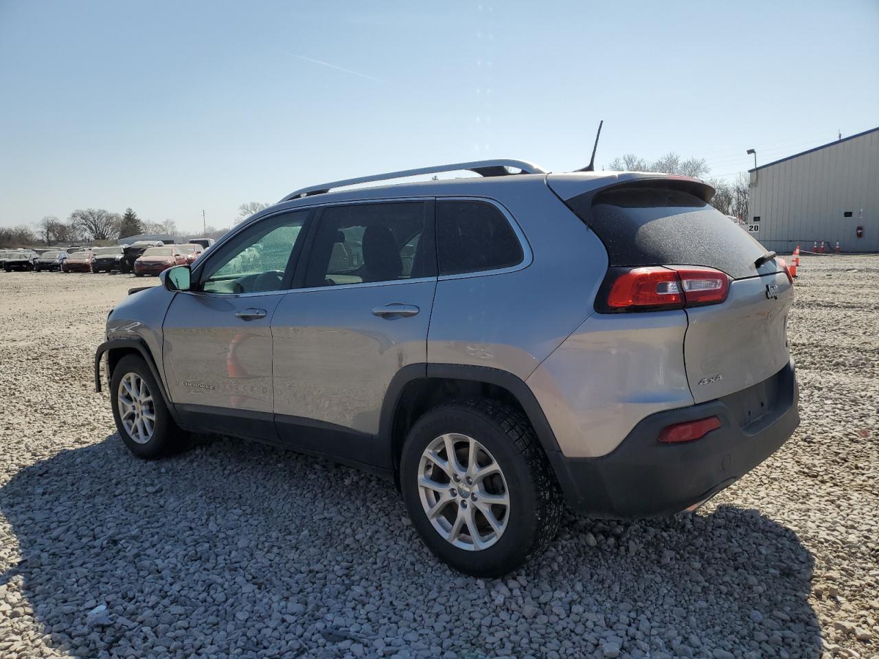 2017 Jeep Grand Cherokee - Image 2